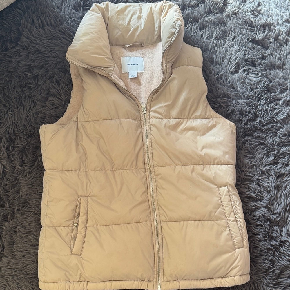 Old Navy Beige Puffer Vest